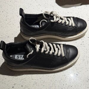 GOLDEN GOOSE STARTER Black and White Sneakers 37